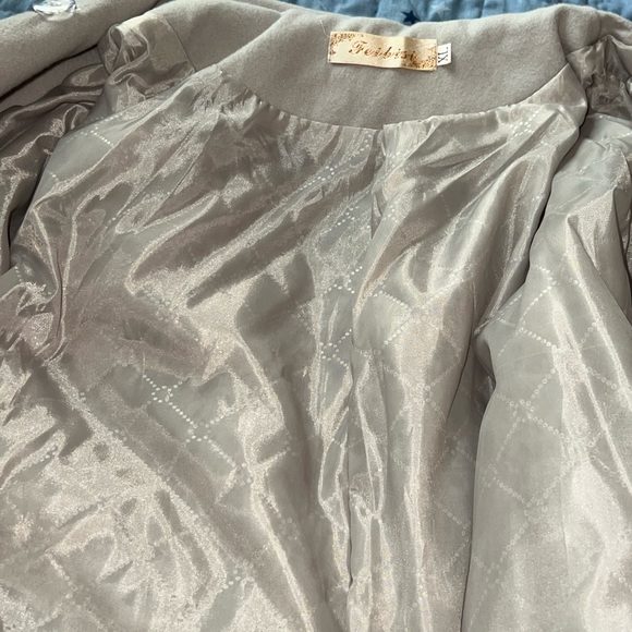 Feibisi Women’s Coat Faux Fur Size XL - Picture 6 of 8